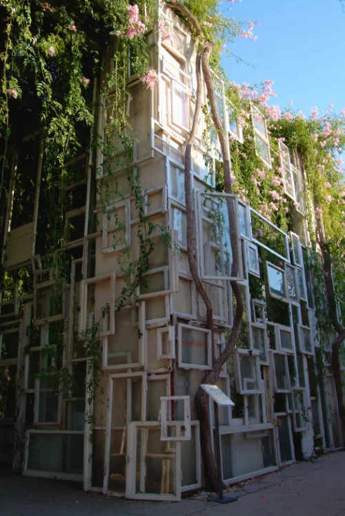 CHIHARU SHIOTA–塩田千春